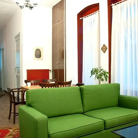 Nest 11 Provincia di Istanbul